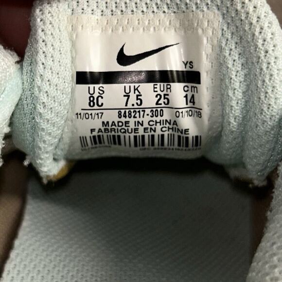 Nike Air Max Plus Toddler Youth US Size 8C Shoes 848217-300 Igloo Teal Blue - Picture 11 of 11